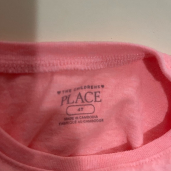 Matching shirts - Picture 3 of 3